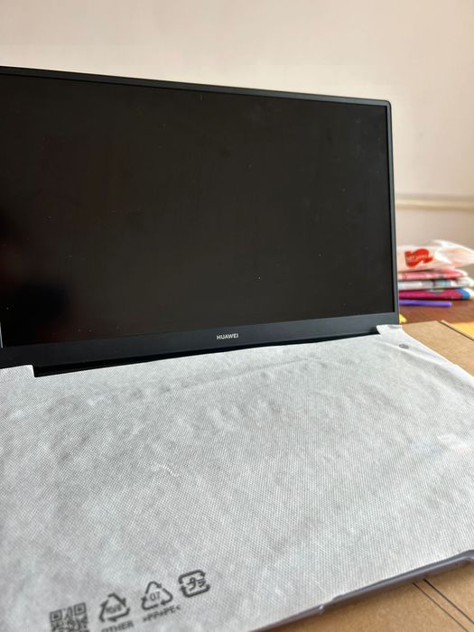 СРОЧНО!!!Продаётся Huawei MateBook D15