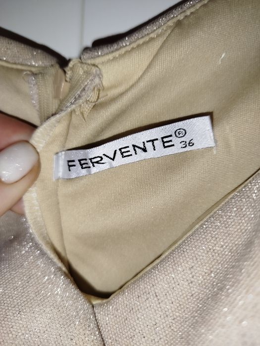 Официална рокля 36 размер