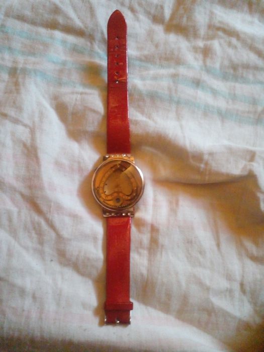 Часы в хорошем состояние