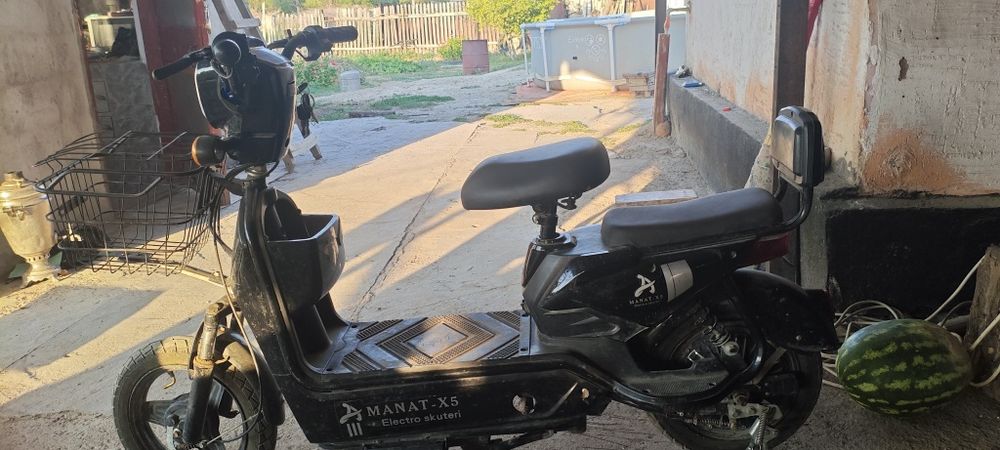 Продам электро скутер