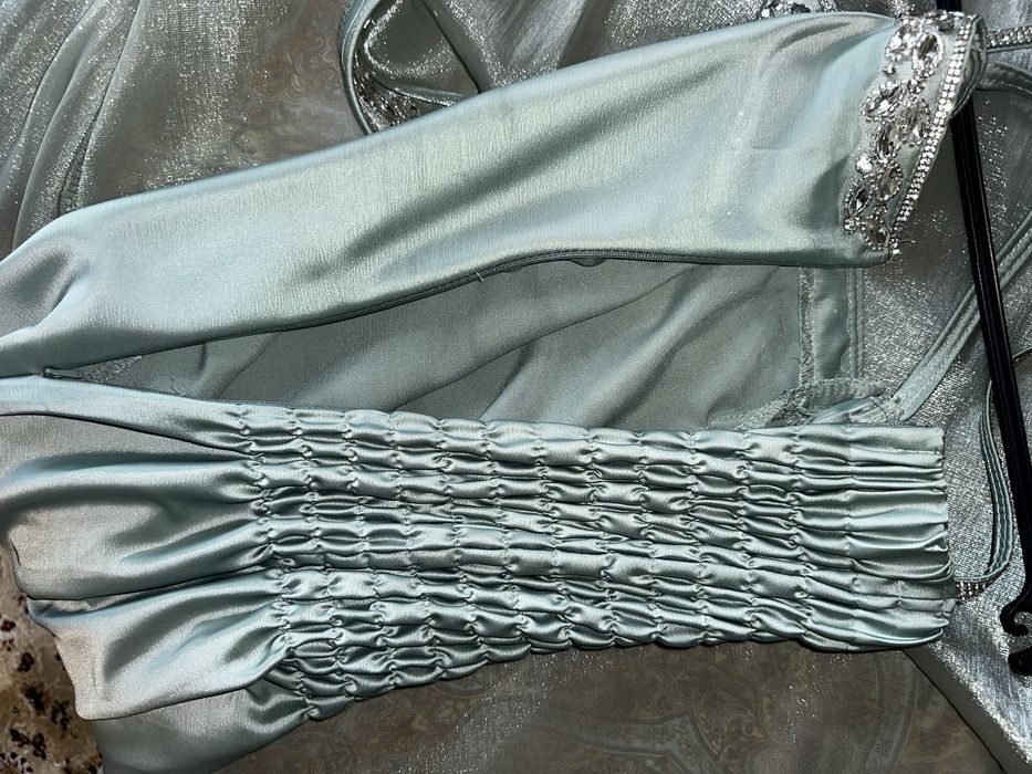 вечернее/выпускное платье из дубая