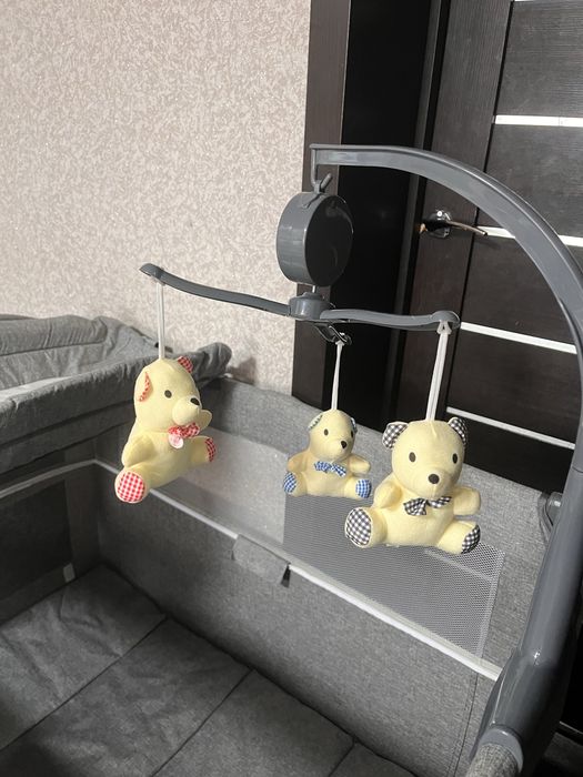 Кроватка - манеж