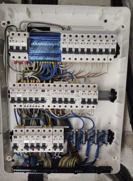 Электрик профессионал