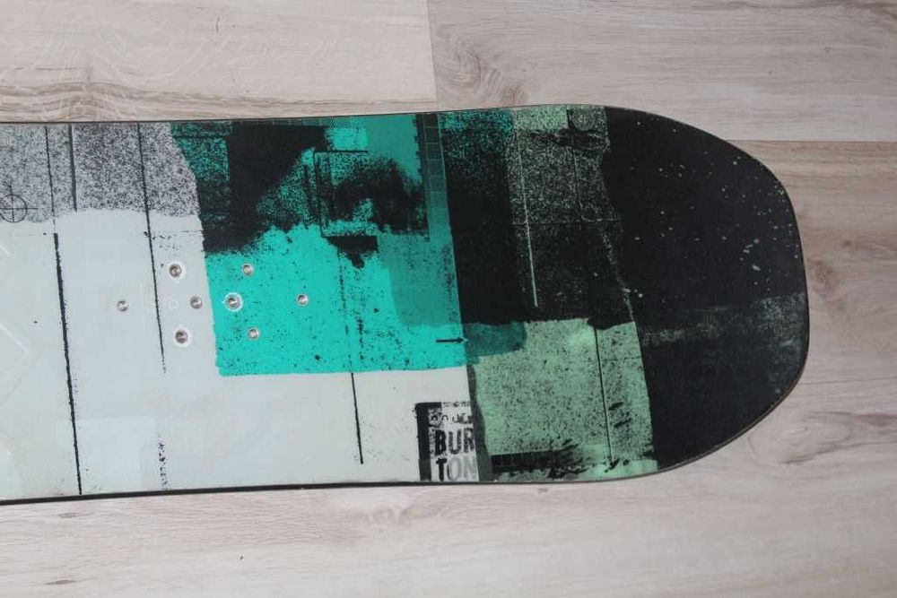 BURTON Radius Flat Top 145cm 2024