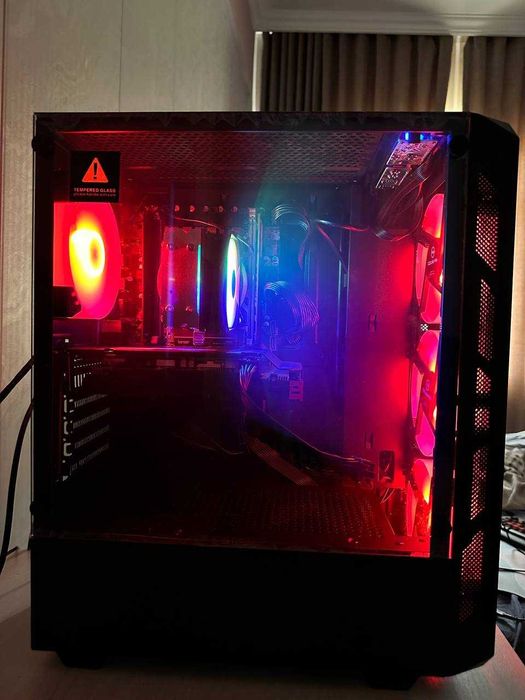 Игровой компьютер/Готовый полный комплект-AMD RX 5500 XT 8GB /SSD 1 tb