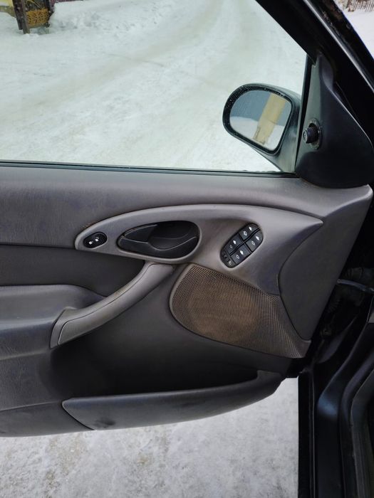 Продам Форд фокус 1 универсал