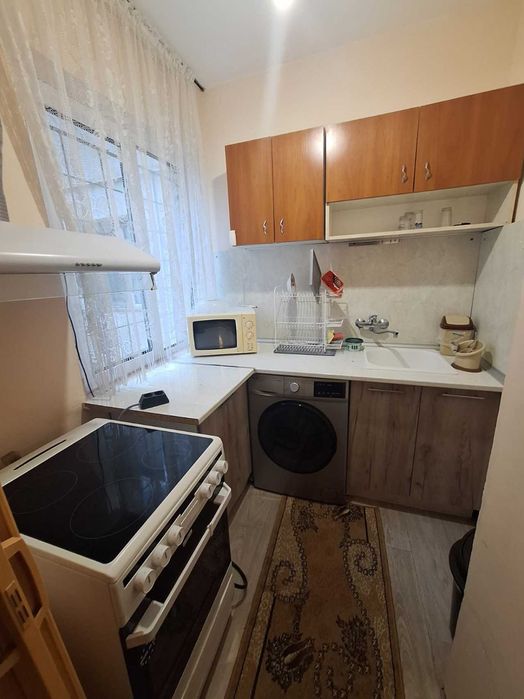Продава се Едностаен апартамент в Пловдив, Тракия - 36 кв.м за 1917 €/кв.м - Снимка #2