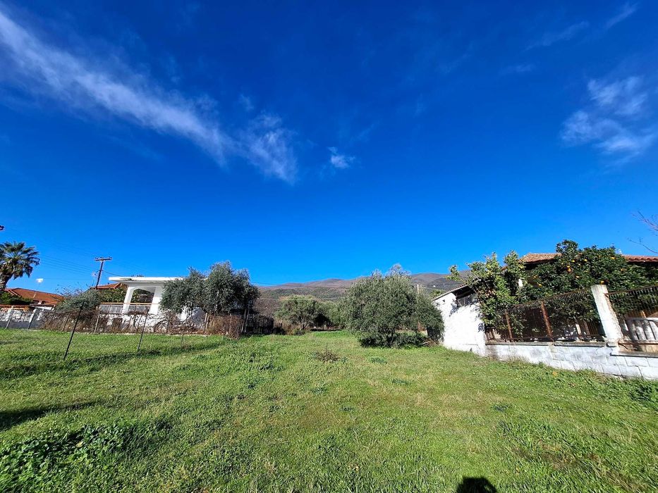 Продава се парцел в регулация с площ 205 м2 в Аспровалта, Гърция