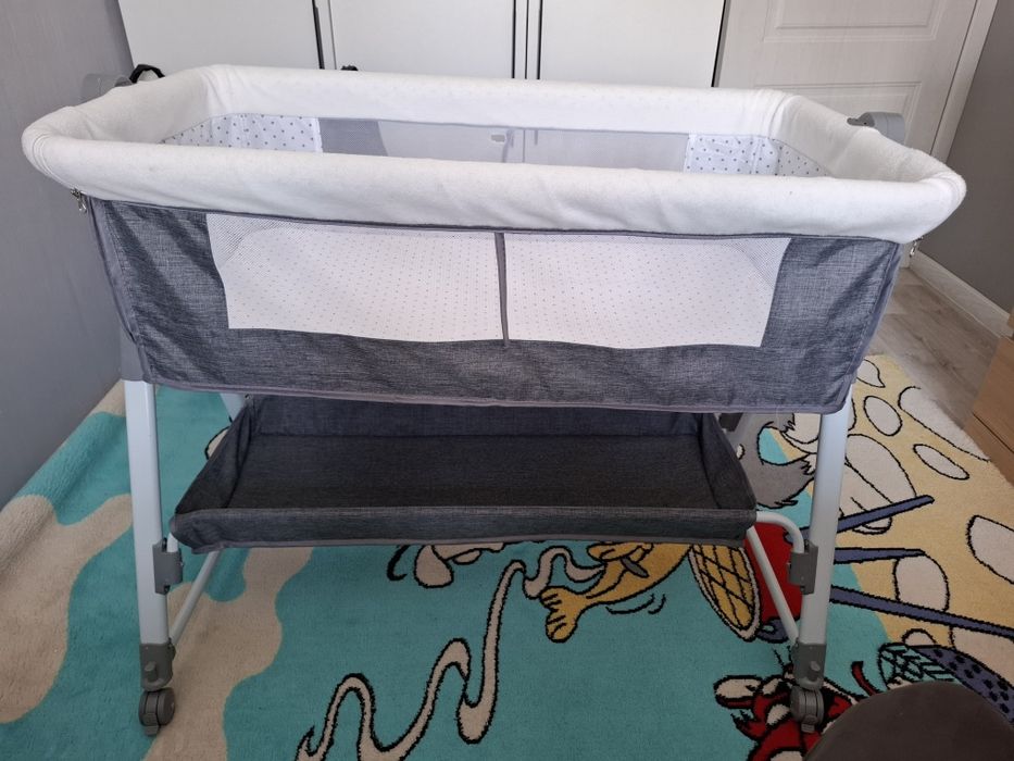 Продам детскую кровать манеж