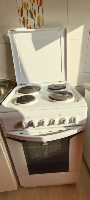 Газовая плита Indesit