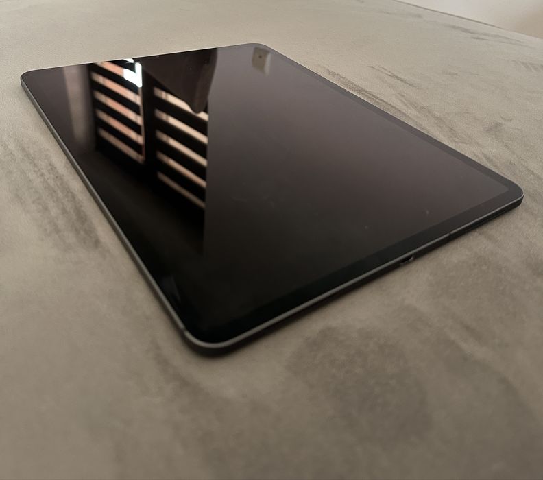 iPad Pro (12.9-inch) (4th generation) 256 GB + Apple Pencil