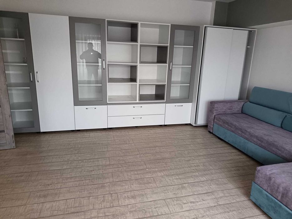 Disponibil spre închiriere un apartament spațios de 3 camere