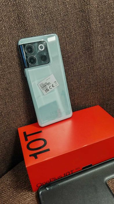 One plus 10T  128 GB