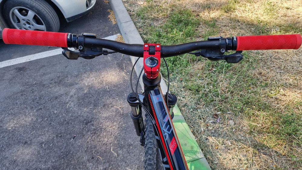 Vând bicicletă Ghost Special Edition 26R.