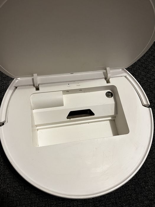 Mi Robot Vacuum-Mop Essential