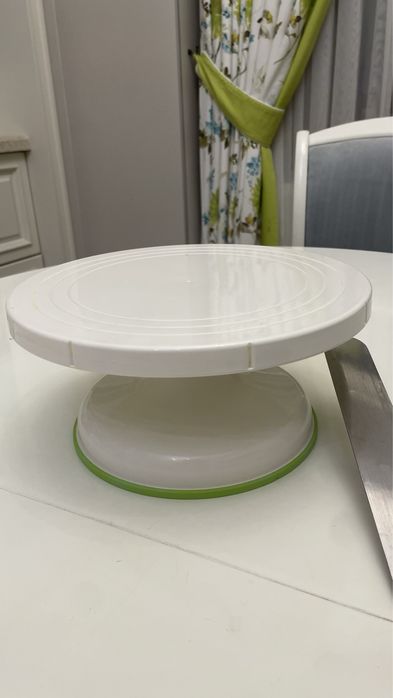 Вращающийся столик