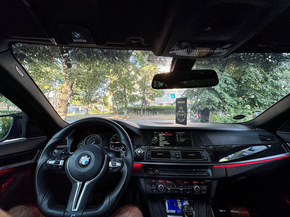 BMW 5 Series 2012 — imagine 5
