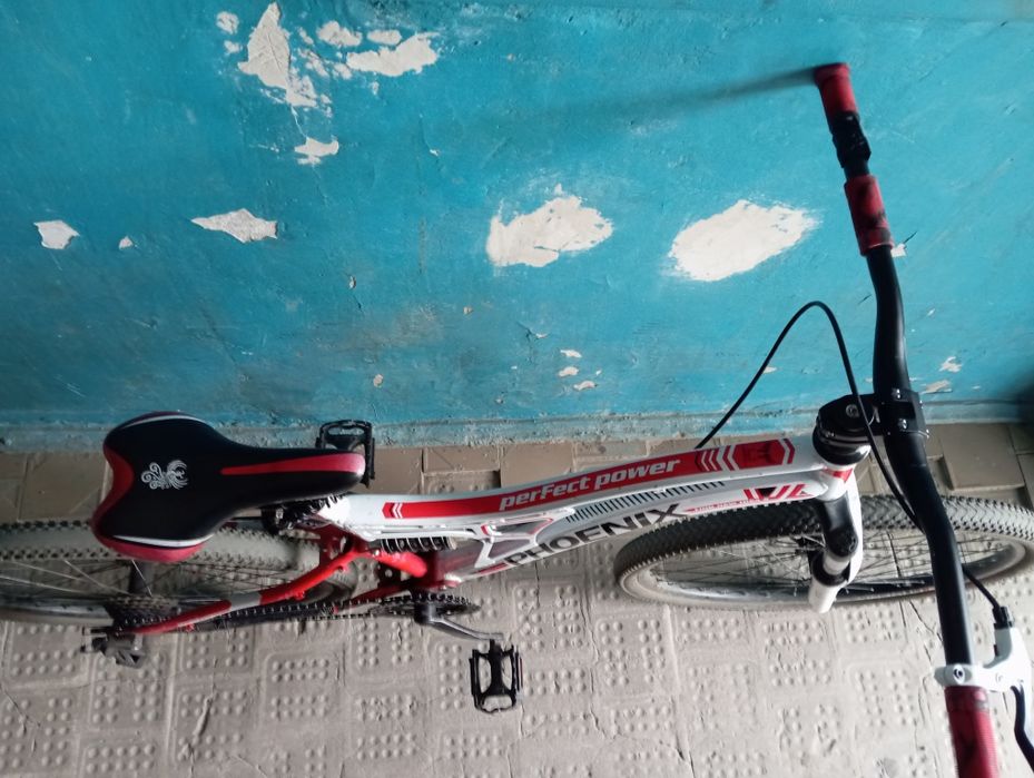 Продам велик 30000к торг