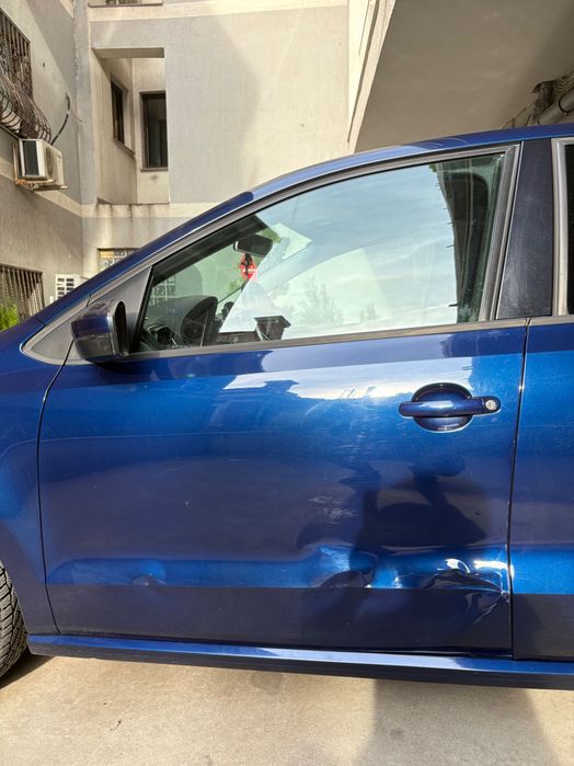 Usa polo 6R albastru stanga fata (doar partea de metal)