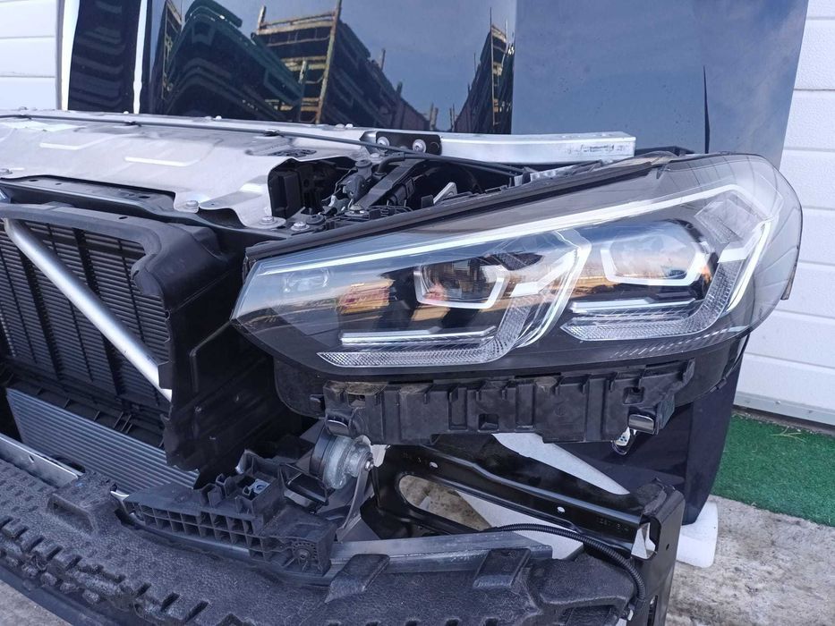 Față completă BMW G02