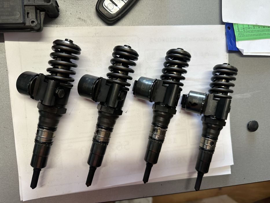 03G 130 073 G комплект дюзи за 2.0tdi-16клапана VW,Seat,Skoda,Audi