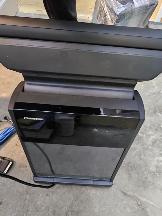 POS All-in-One Panasonic ideal pentru bar / magazin / restaurant