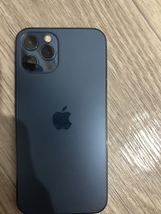 Айфон 12 про и Х