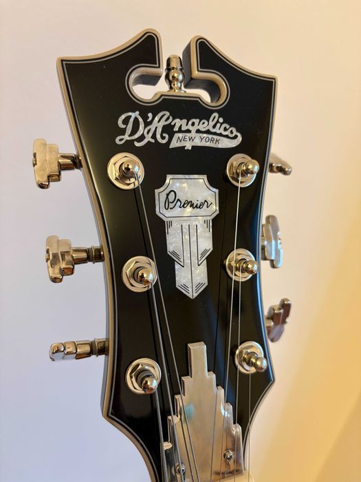 D-Angelico Premier DC Black Flake