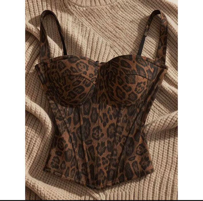 В наличии корсет женский