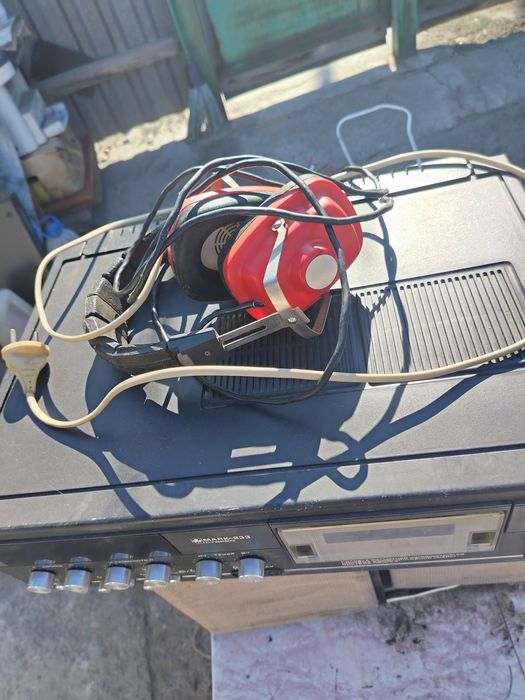 Продам маяк 233 срочно