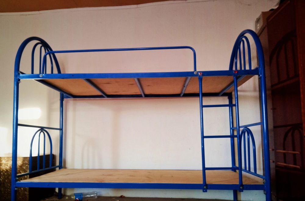 двухярусный кровать