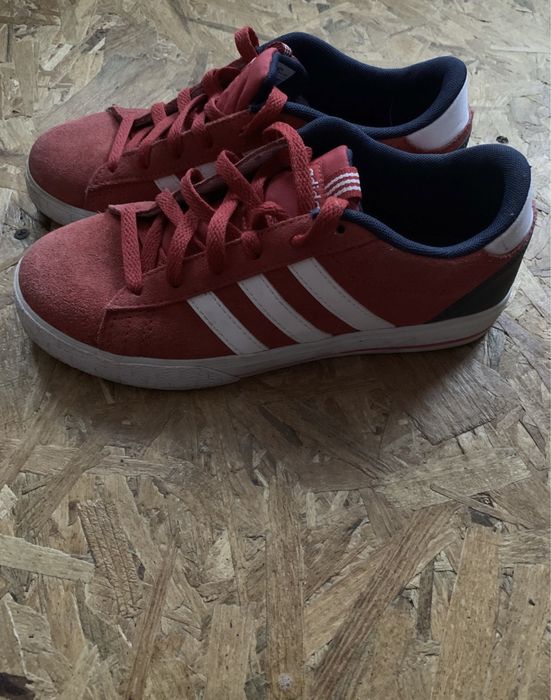 Adidas маратонки