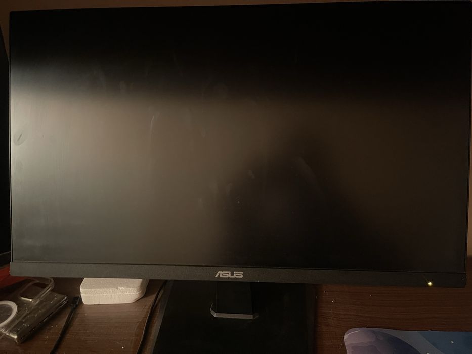 Pc gaming Ryzen 5-2600X six-core 3.60ghz ,Gtx 1070 ti 8gb 24 gb ram,