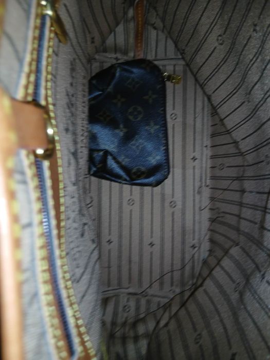 Geanta louis vuitton