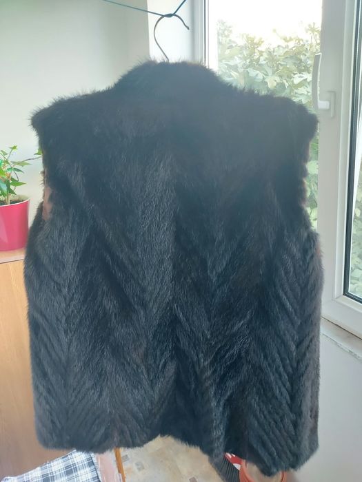 Vestă din blană naturală de nurcă