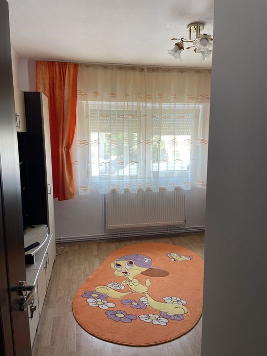 Chirie  apartament Micro17