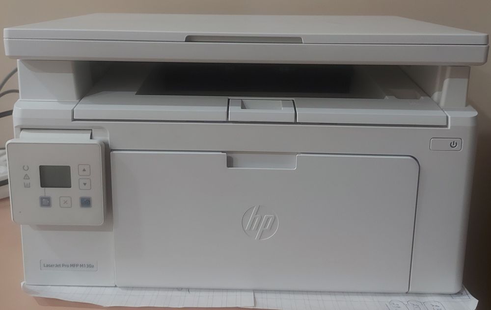 Принтер сканер МФУ hp m130a.
