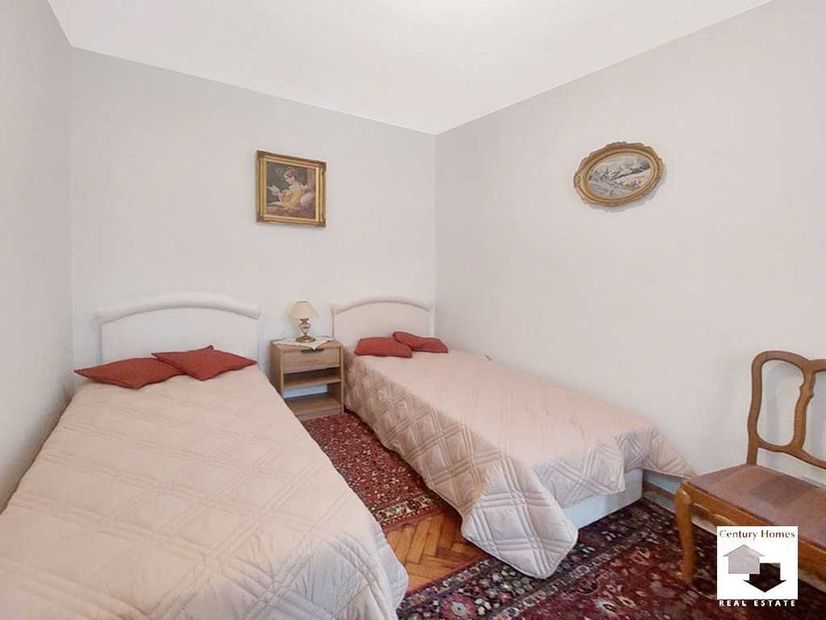 Дава се под наем Къща в Велико Търново, Стара част - 132 кв.м за 700 € - Снимка #9