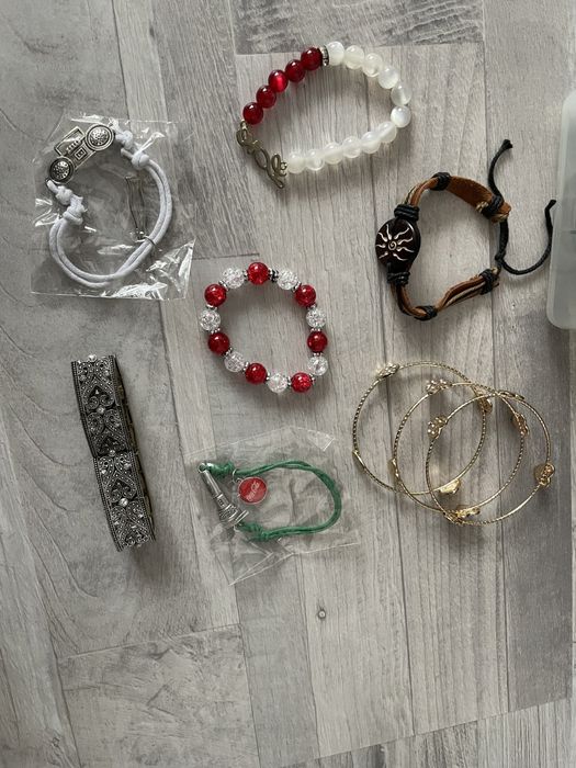 Бижута по 2лв бр