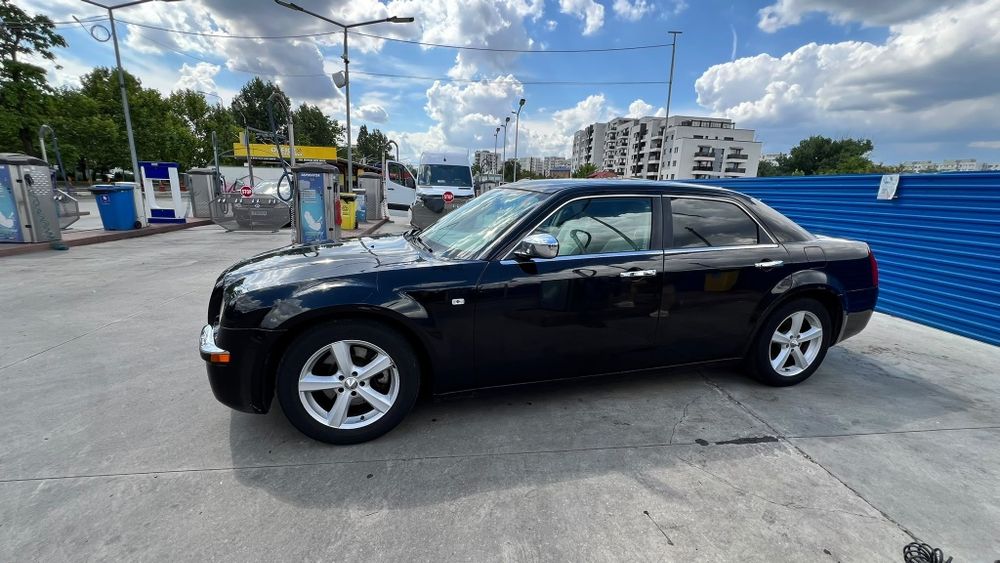 Craysler c300din 2007 propitar de 5 ani