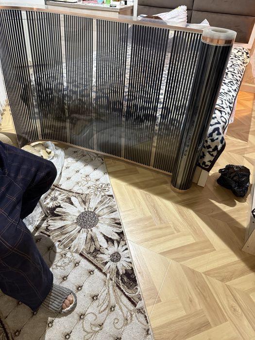 Eliktroniy  pol 220 v ishliydi