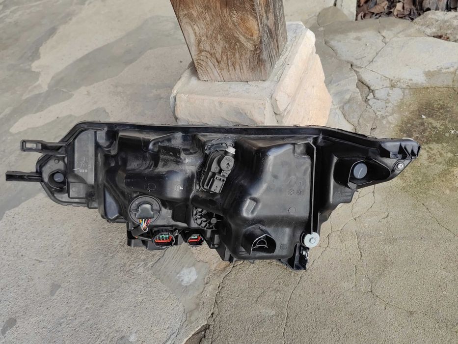 Фар Nissan Qashqai J11 LED десен / Фар Нисан Кашкай Оригинален