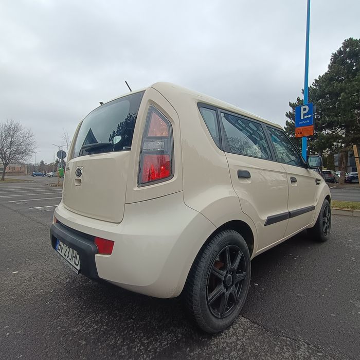 KIA Soul 2010 — imagine 3