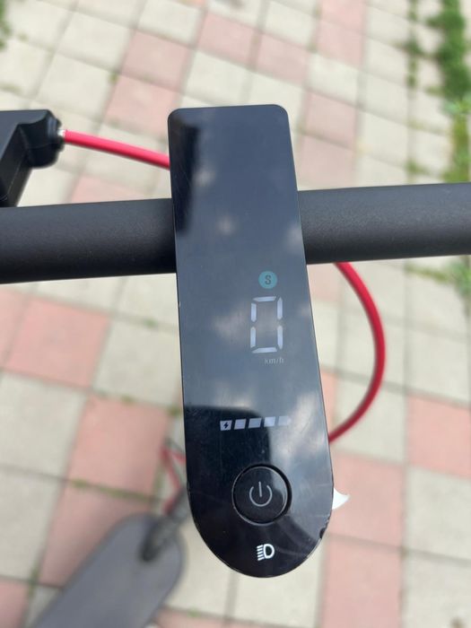 Trotineta  electrica Xiaomi M4
