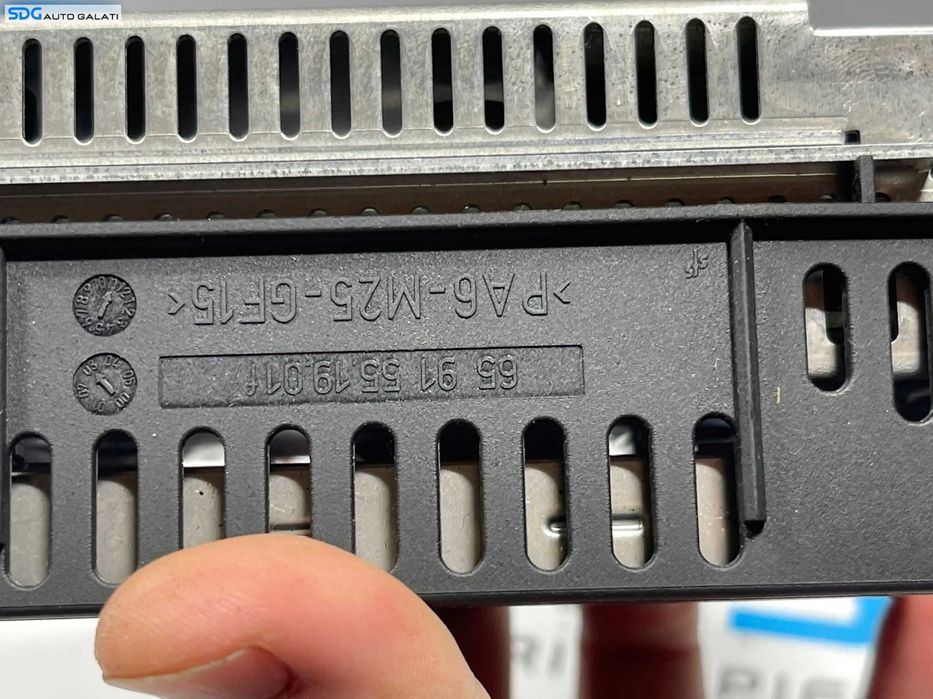 Display Ecran Afisaj Bord Navigatie LCD Opel Vectra C 2002 - 2008 Cod 6591551901 6591550302