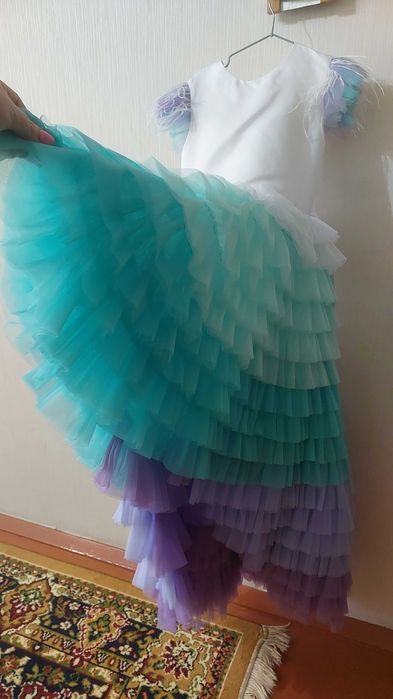 Платье нарядное для девочки