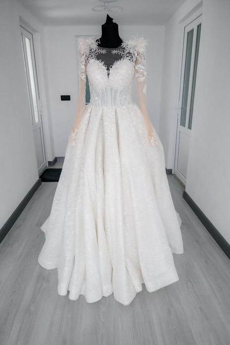 Vand rochie de mireasa