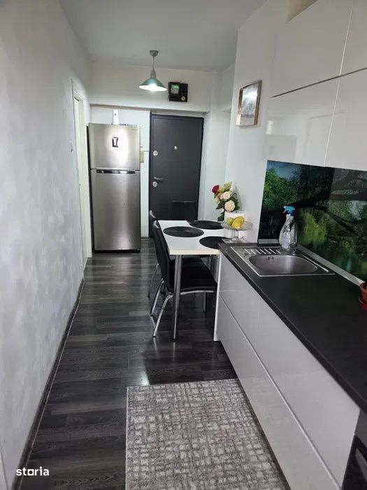 Decamandat 48 m2 utili 2 camere, Cl. Bucuresti, Rotonda
