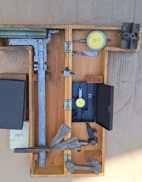 Șubler trasat de inălțime 0-300 șiTabla arc OLC 60