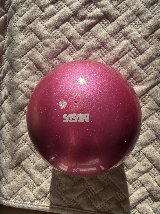 Мяч гимнастический